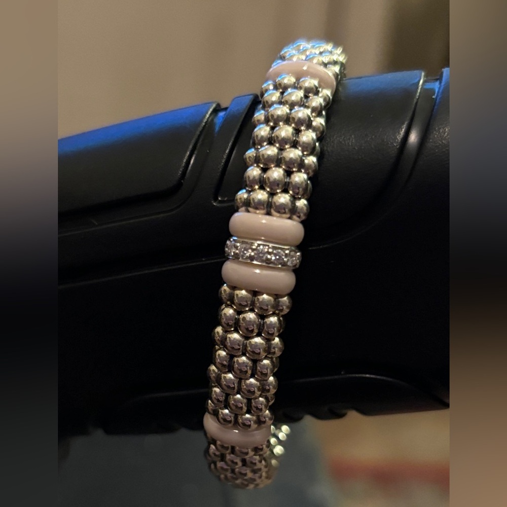 LAGOS Pink Caviar Ceramic Station
Bracelet
PINK, Size 7.5